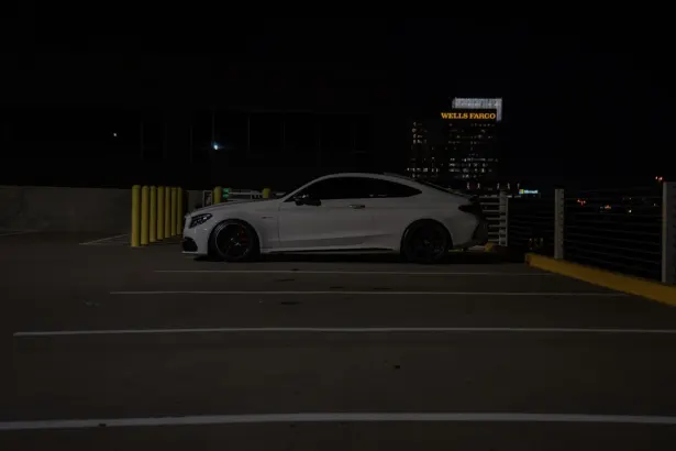 فن بيت كازينو تطبيق أندرويد/آي أو إس